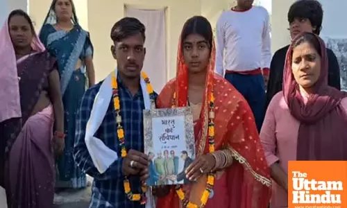 A Wedding Like No Other: Couple Swears Oath on Indian Constitution Instead of Saat Pheras – What Does It Mean?