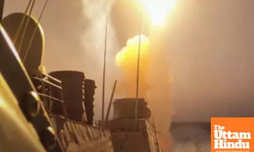 US-British Navy carried out air strikes on Houthi rebels positions, shot down its own plane