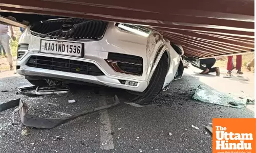Tragic Bengaluru Highway Crash: CEO and His Family of Five Killed as Container Lorry Topples onto SUV!