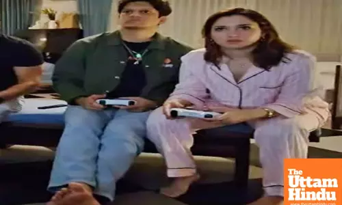 Tamannaah Bhatia-Vijay Varma enjoy a romantic getaway playing this game