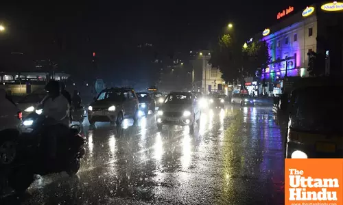 Cold Winds and Light Drizzle Hit Delhi-NCR, More Rain Expected in Coming Days