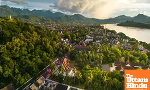 Laos enhances tourism sector to attract visitors, boost local businesses