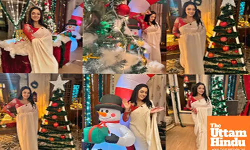 Rupali Ganguly is serving major Christmas vibes in desi avatar