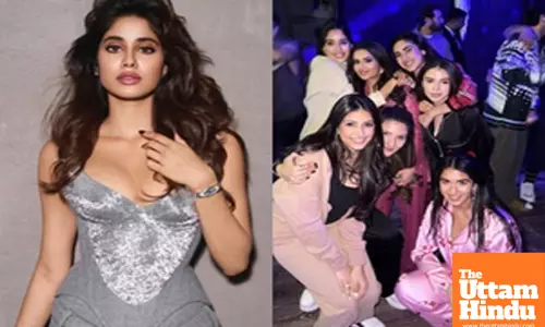 Here’s how Janhvi Kapoor added a pyjama twist to Christmas night
