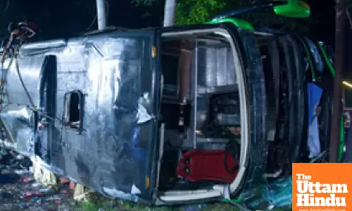 Mexico: Eight killed after a bus collides with trailer truck