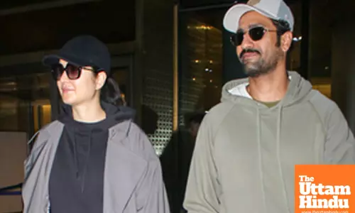 Mumbai: Celebrities Spotted At Airport