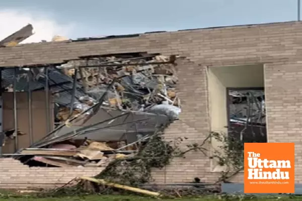 US: One dead as tornadoes hit Texas