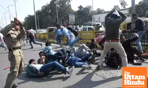 BPSC Exam Chaos: Patna Students Clash with Police in Heated Protest
