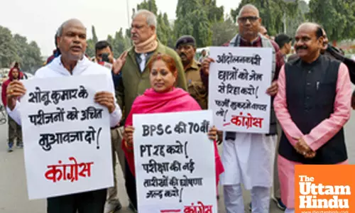 Patna: MLAs from RJD and CPIM protest against the alleged paper leak and irregularities BPSC examination
