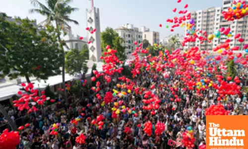Ahmedabad: People from the Christian community release balloons to celebrate the New Year