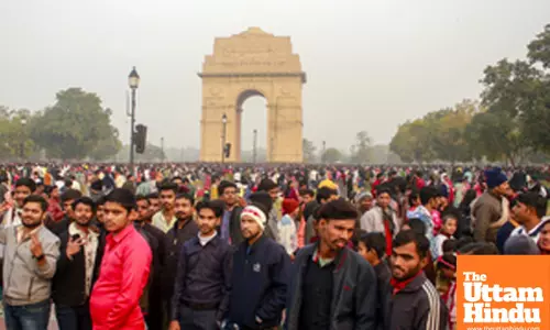 New Delhi: People visit the India Gate on the first day of the new year 2025