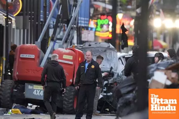 Deadly New Years attack on bourbon street: man drives vehicle into crowd, killing 10 Deadly New Years attack on bourbon street: man drives vehicle into crowd, killing 10