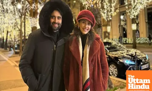 Rakul Singh-Jackky Bhagnani start New Year on this romantic note