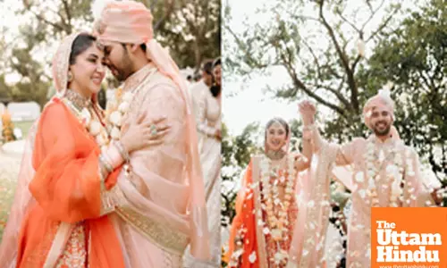 Armaan Malik- Aashna Shroff look smitten in their first Wedding pictures