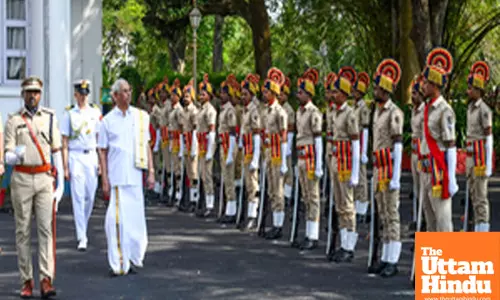 Thiruvananthapuram: Newly appointed Kerala Governor Rajendra Vishwanath Arlekar inspects the Guard of Honour