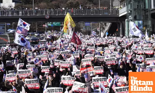 SOUTH KOREA IN CRISIS: Investigators forced to abort arrest of impeached president Yoon
