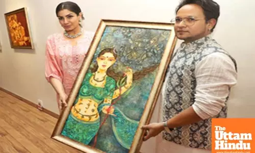 Raveena Tandon calls Vishal Sablleys womens figures artwork ‘inspiring’