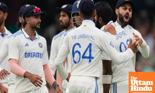 India Takes 4-Run Lead After Dismissing Australia for 181 on Day 2 of Fifth Test at SCG
