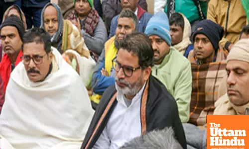 Patna: Jan Suraaj chief Prashant Kishor with others during an indefinite hunger strike demanding the cancellation of the 70th Integrated Combined Competitive (Preliminary) Examination (CCE), 2024