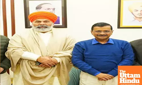 New Delhi: Farmer leader Rakesh Tikait meets AAP national convenor Arvind Kejriwal