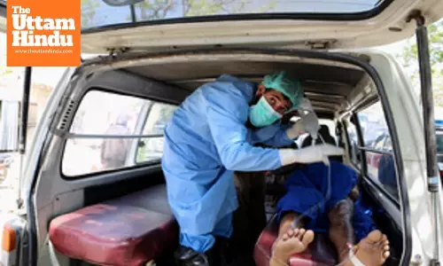 Fatal Crash on the Roads: Two Dead, Three Injured in Devastating Road Accident