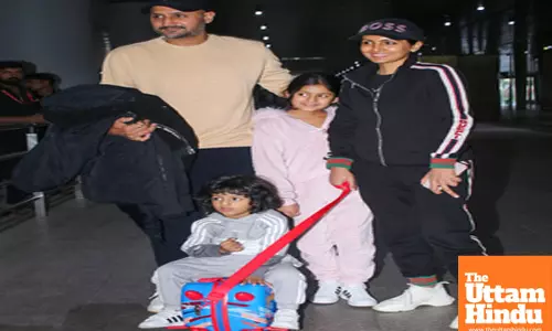 Mumbai: Celebrities Spotted At Airport