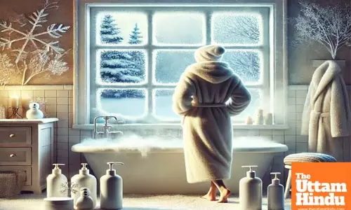 Does Skipping Bath in Winter Really Extend Lifespan? Watch Viral VIDEO Startling Claim