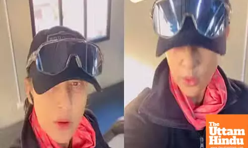 This is what Manisha Koirala did after earthquake hit Nepal