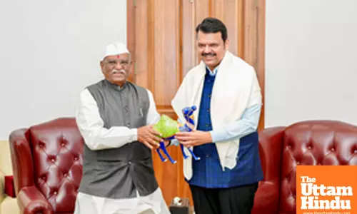 Mumbai: Rajasthan Governor Haribhau Bagde meets Maharashtra Chief Minister Devendra Fadnavis