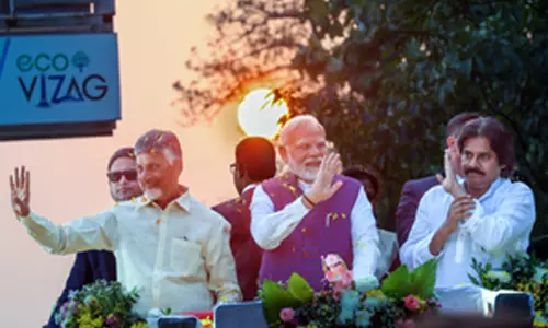 Visakhapatnam: Prime Minister Narendra Modis roadshow