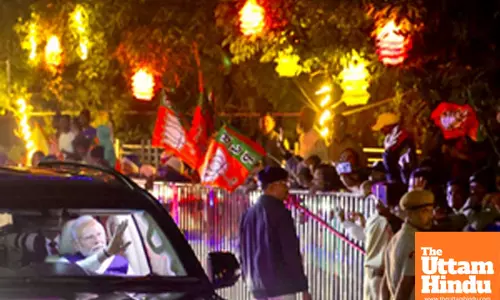 Bhubaneswar : Prime Minister Narendra Modi arrives, in Bhubaneswar