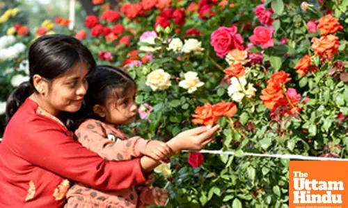Kolkata: Visitors admire the vibrant display of roses at the Annual Rose Show at Lions Safari Park