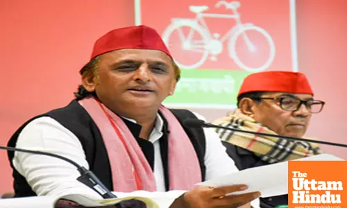 Lucknow: Samajwadi Party President Akhilesh Yadav addresses a press conference at the party office