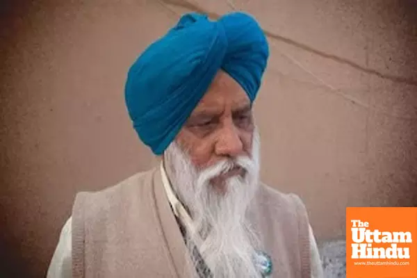 Farmer leader Balbir Singh Rajewal abruptly leaves Joint Kisan Morcha meeting midway, sparks curiosity Farmer leader Balbir Singh Rajewal abruptly leaves Joint Kisan Morcha meeting midway, sparks curiosity