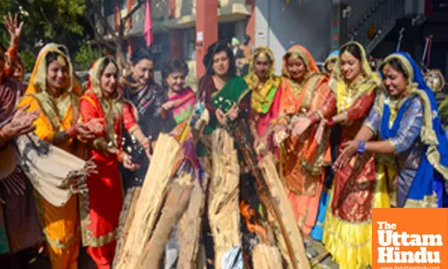 Amritsar: Lohri Celebrations with Traditional Flair