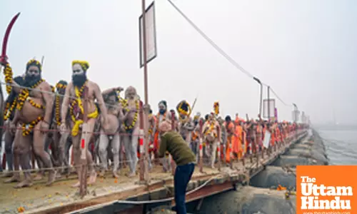 Prayagraj: Naga Sadhus proceed towards Sangam Ghat for the Amrit Snan