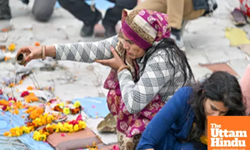 Prayagraj: Devotees perform rituals at the Triveni Sangam
