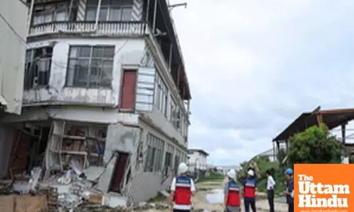 Quake-hit Vanuatu holds snap election