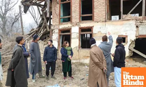 Baramulla: Kashmiri Pandits Inspect Destroyed Homes on Exodus Day
