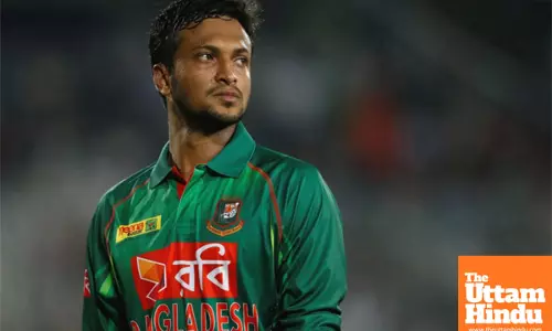 Court Issues Arrest Warrant for Renowned Cricketer-All Rounder in ₹2.5 Crore Cheque Fraud Case