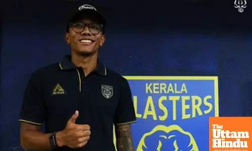 Kerala Blasters sign Bikash Yumnam from Chennaiyin FC on long-term contract