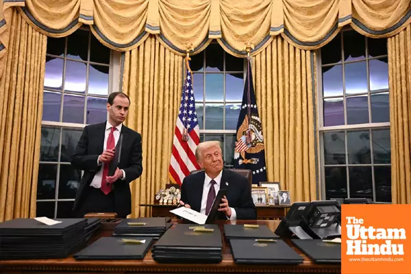 Trump to Impose 25% Tariff on Canadian and Mexican Imports Over Border and Drug Issues Trump to Impose 25% Tariff on Canadian and Mexican Imports Over Border and Drug Issues