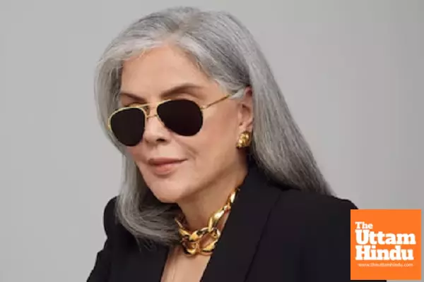 Veteran actress Zeenat Aman’s Near-Death Experience: Faces Breathing Difficulty, Pill Stuck in Throat for Hours Veteran actress Zeenat Aman’s Near-Death Experience: Faces Breathing Difficulty, Pill Stuck in Throat for Hours