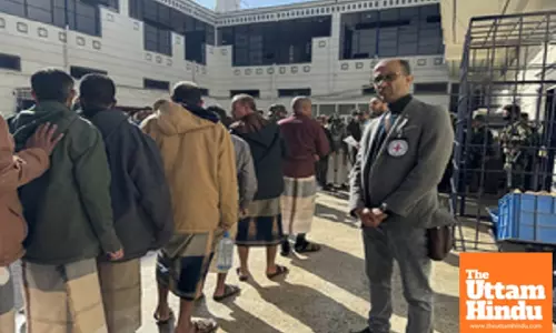 Yemen: 153 detainees released by Houthi rebels with ICRC support