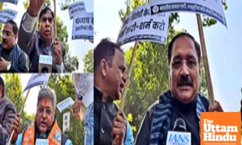 BJP protests outside Kejriwals house over vandalisation of Dr Ambedkars statue in Amritsar