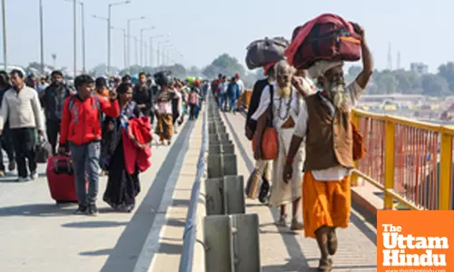 Prayagraj: Devotees arrive to take a holy dip at Triveni Sangam during the ongoing Maha Kumbh Mela 2025