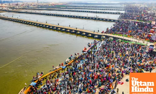 Prayagraj: Devotees take a holy dip at Triveni Sangam