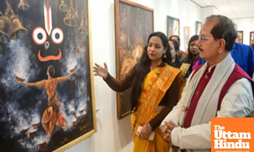 Patna: BIhar Deputy Chief Minister Vijay Kumar Sinha visits the exhibition at Bharatiya Nritya Kala Mandir