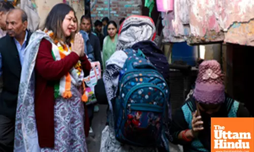 New Delhi: Congress candidate from Wazirpur assembly constituency, Ragini Nayak, campaigns door-to-door