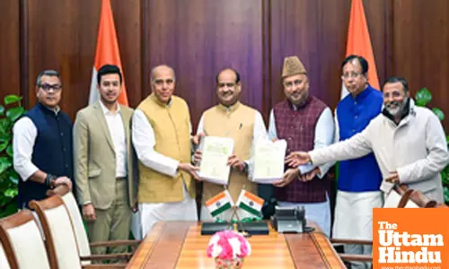New Delhi: Lok Sabha Speaker Receives JPC Report on Waqf Bill